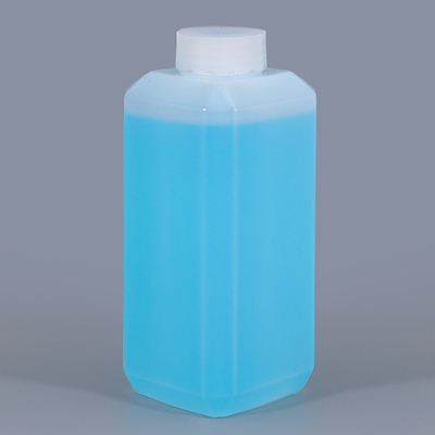 Quadratische Plastikflasche mit Reagenzstoff 500 ml für die Lagerung und Verteilung flüssiger Chemikalien