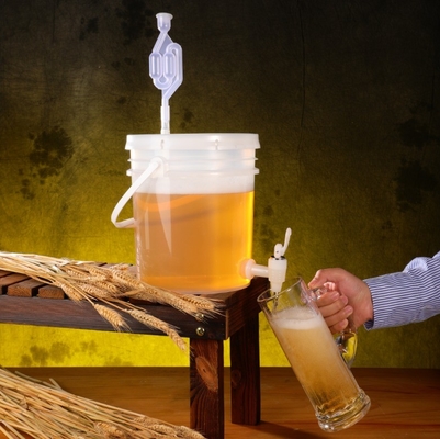 Bierbrühe Abfüllung Wein Fermentationsbehälter Plastikhahn Ersatz 5 Gallonen