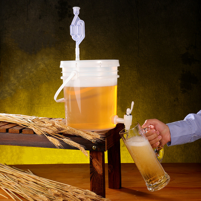 5L Plastikbehälter mit Deckel für Bier Wein Obst Enzyme Nahrungsmittelprobe geliefert